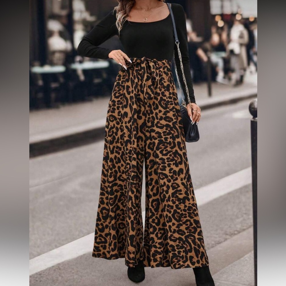 Leopard Print Wide-Leg Jumpsuit